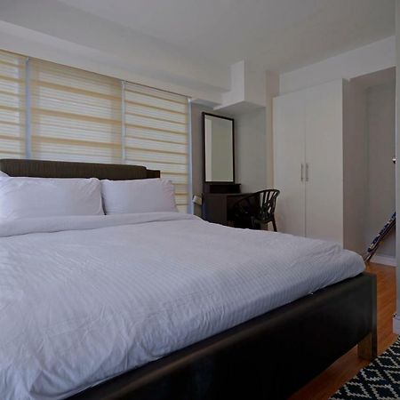 Victoria Soho Suites Манила Екстериор снимка