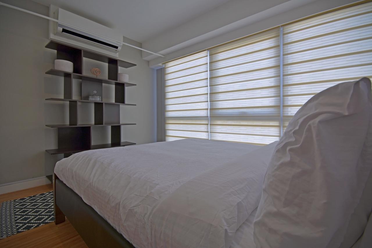 Victoria Soho Suites Манила Екстериор снимка