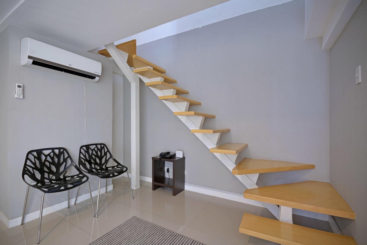 Victoria Soho Suites Манила Екстериор снимка